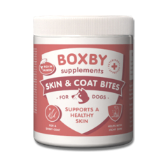 BOXBY SKIN & COAT BITES 240 г - дополнительный корм для собак, способствующий здоровью кожи и шерсти животного.